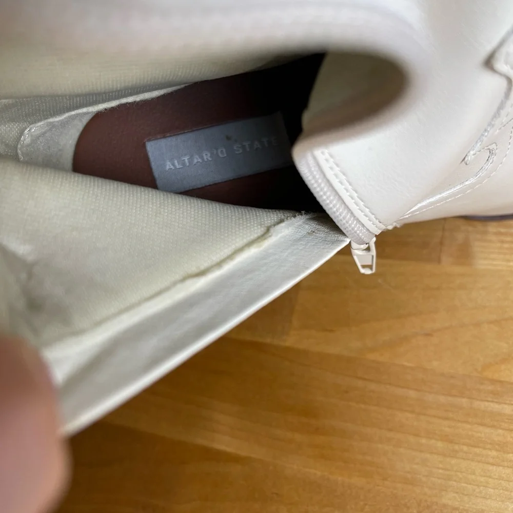 Altar’d State Jewell Heeled Western Boot - Picture 13 of 14